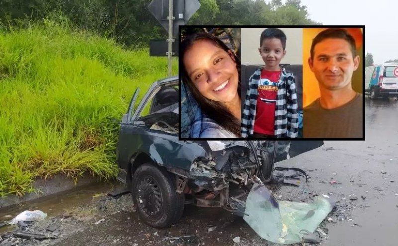 Casal e criança morrem em batida de carros no Paraná