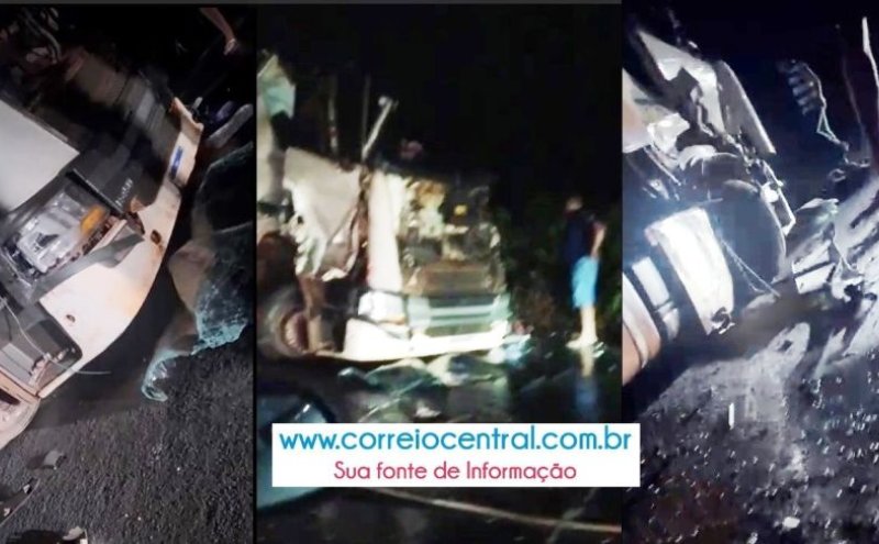Vídeo: engavetamento com cinco veículos de carga na BR-364 em Rondônia deixa vítima presa às ferragens
